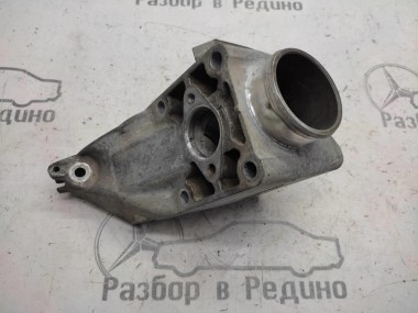 Лапа левая MERCEDES-BENZ Vito W639 (2003 - 2010) — Разборка Мерседес