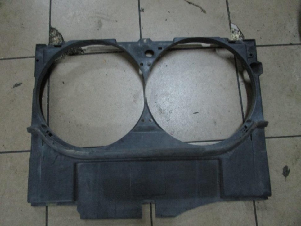 Кожух вентилятора кондиционера MERCEDES-BENZ CL-класс C140 (1992 - 2000) фото 1 — Разборка Мерседес