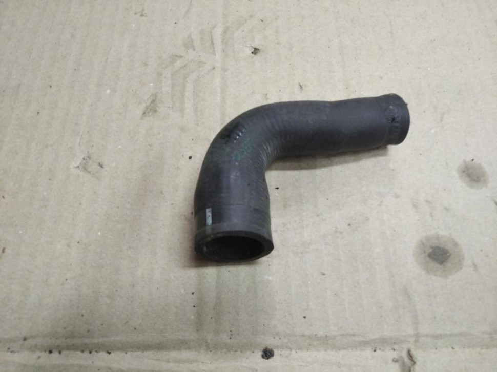 Патрубок ОЖ MERCEDES-BENZ Vito W639 (2003 - 2010) фото 1 — Разборка Мерседес