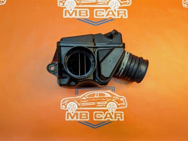 Резонатор воздушного фильтра MERCEDES-BENZ C-класс W203/S203/CL203 (2000 - 2004) — Разборка Мерседес