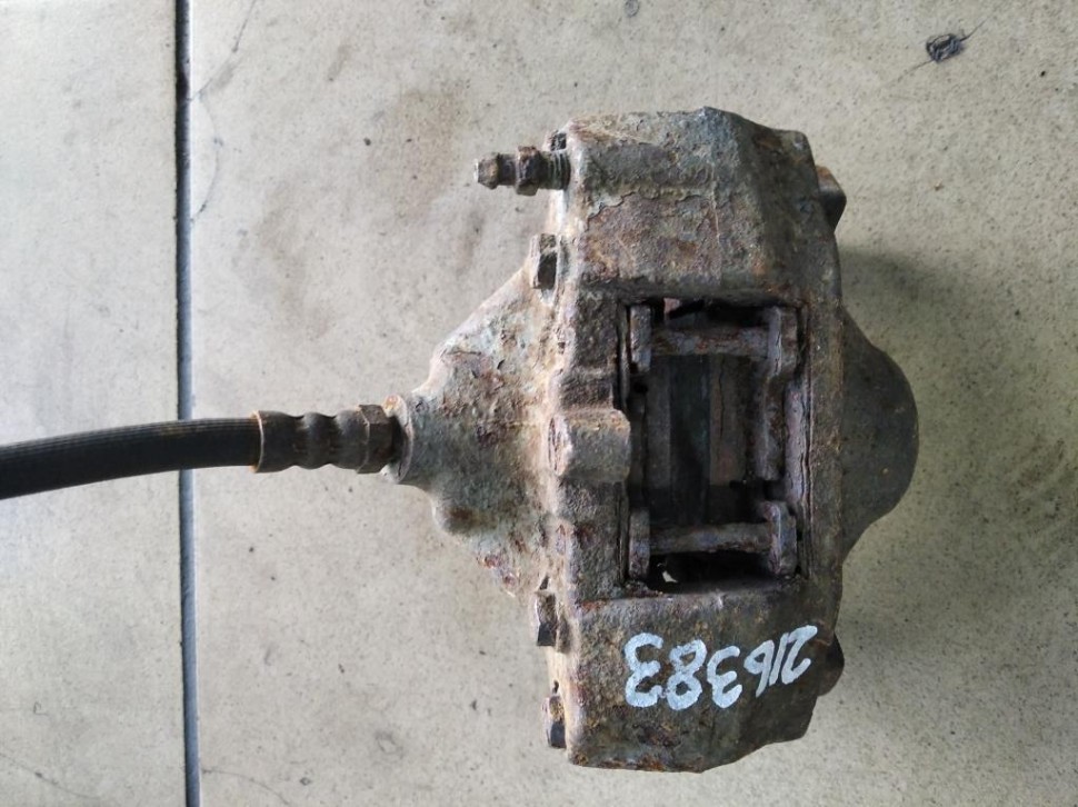 Суппорт задний правый MERCEDES-BENZ E-класс W210/S210 (1995 - 1999) фото 1 — Разборка Мерседес