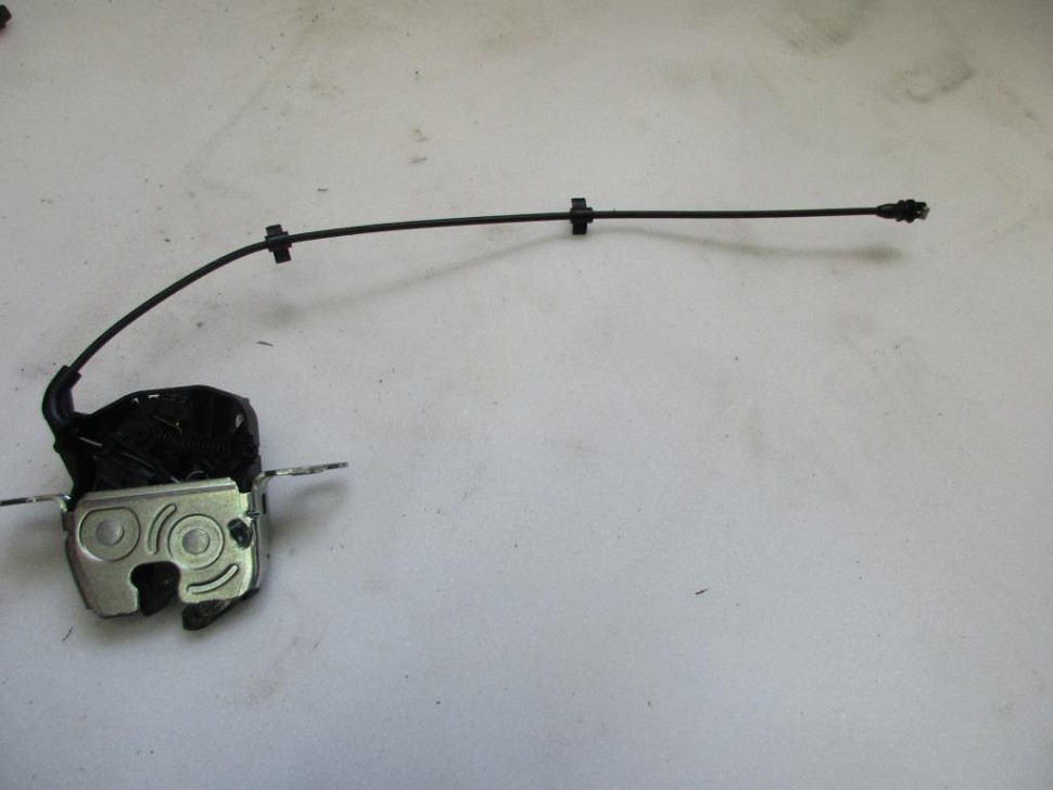 Замок задней спинки MERCEDES-BENZ C-класс W205/S205/C205/A205 (2014 - 2018) фото 1 — Разборка Мерседес