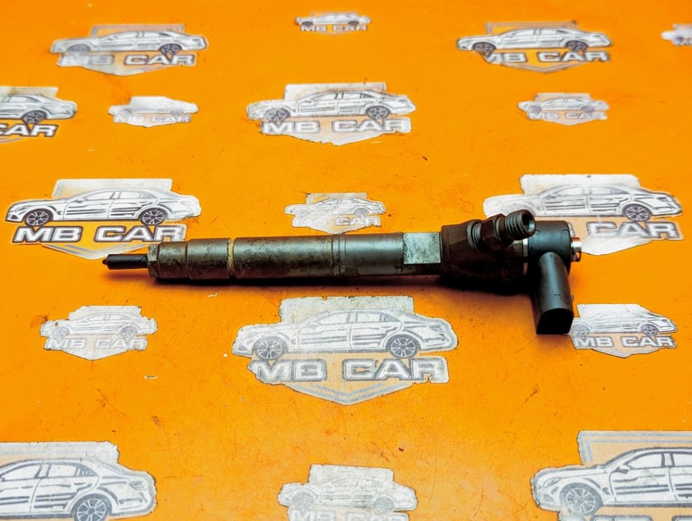 Форсунка ДИЗЕЛЬ MERCEDES-BENZ S-класс W220 (1998 - 2005) фото 1 &mdash; Разборка Мерседес