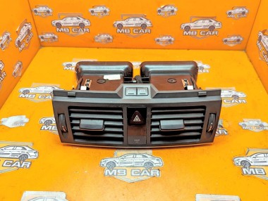 Воздуховод центральный MERCEDES-BENZ C-класс W204/S204 (2006 - 2011) &mdash; Разборка Мерседес