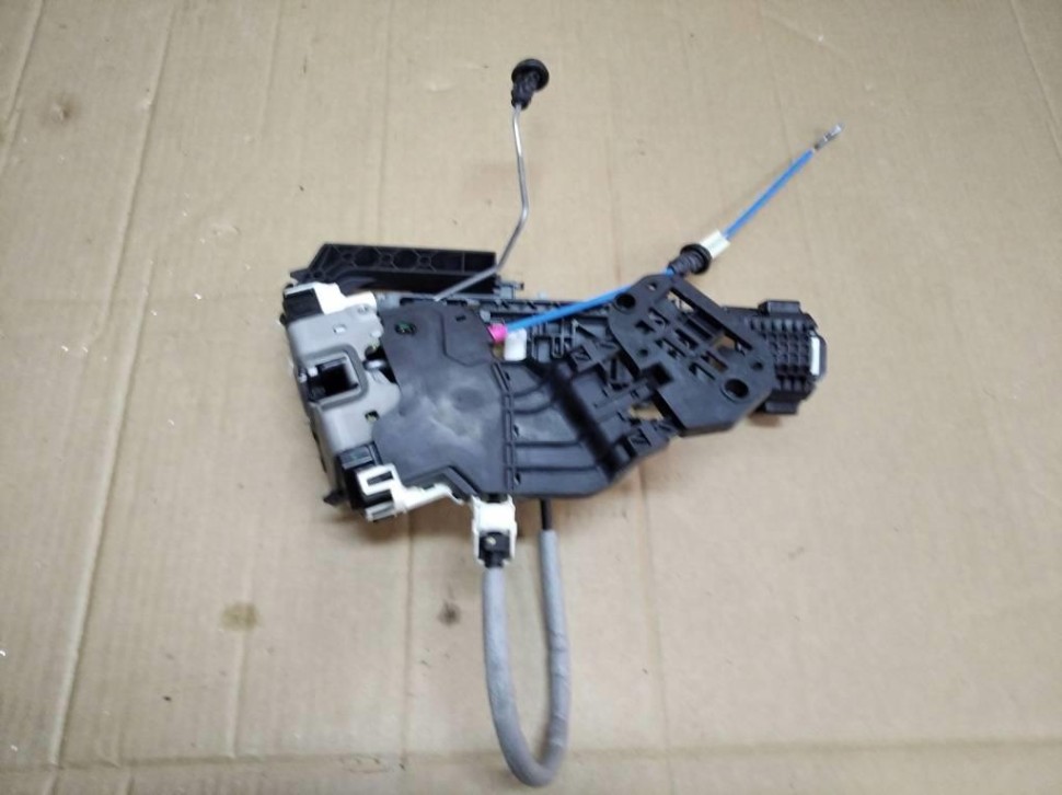 Замок двери задней левой MERCEDES-BENZ CLA-класс C117/X117 (2013 - 2016) фото 1 — Разборка Мерседес