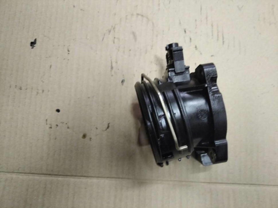 Фланец MERCEDES-BENZ E-класс W211/S211 (2002 - 2006) фото 1 — Разборка Мерседес