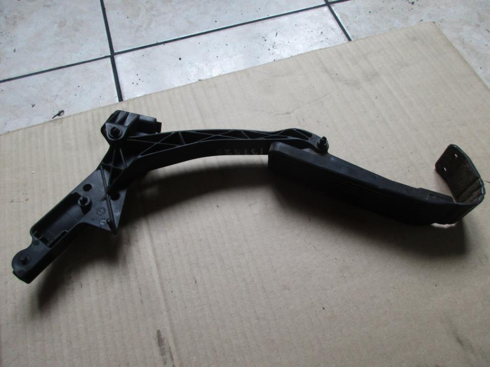 Педаль газа MERCEDES-BENZ E-класс W210/S210 (1995 - 1999) фото 1 — Разборка Мерседес