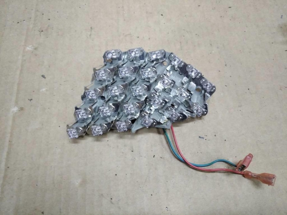 Плата стоп-сигнала MERCEDES-BENZ E-класс W211/S211 (2002 - 2006) фото 1 — Разборка Мерседес