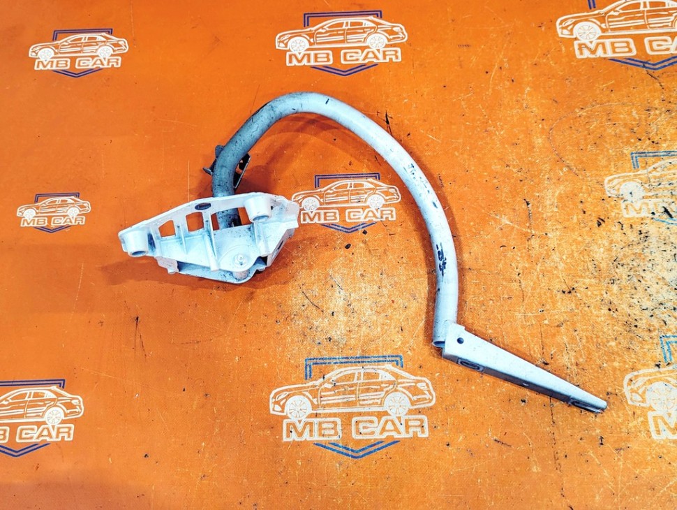 Петля крышки багажника MERCEDES-BENZ C-класс W205/S205/C205/A205 (2014 - 2018) фото 1 — Разборка Мерседес