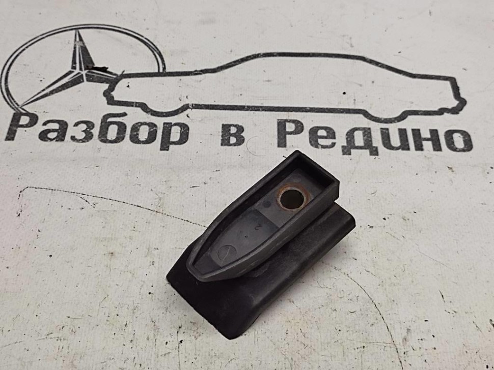 Кронштейн крепления бампера MERCEDES-BENZ S-класс W220 рестайлинг (2002 - 2005) фото 1 — Разборка Мерседес