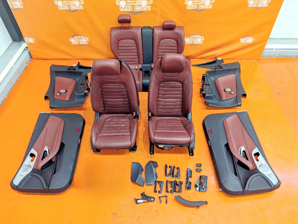 Салон MERCEDES-BENZ C-класс W205/S205/C205/A205 (2014 - 2018) фото 1 — Разборка Мерседес