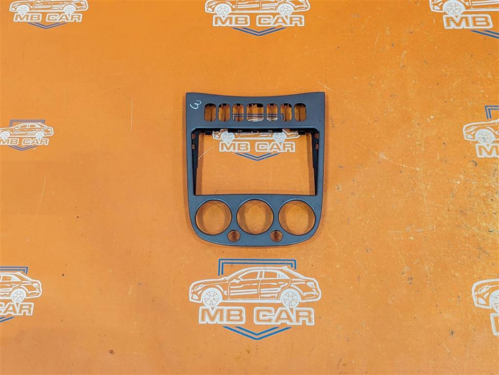 Накладка блока климата MERCEDES-BENZ A-класс W168 рестайлинг (2001 - 2004) фото 1 — Разборка Мерседес
