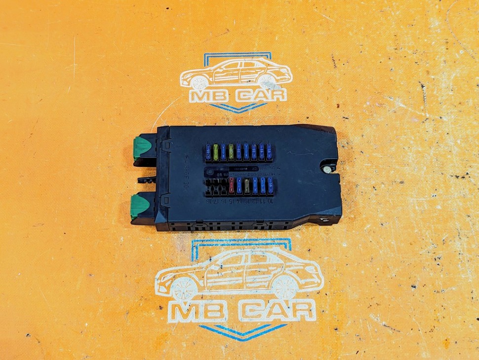 Блок предохранителей MERCEDES-BENZ Vito W638 (1996 - 2003) фото 1 — Разборка Мерседес