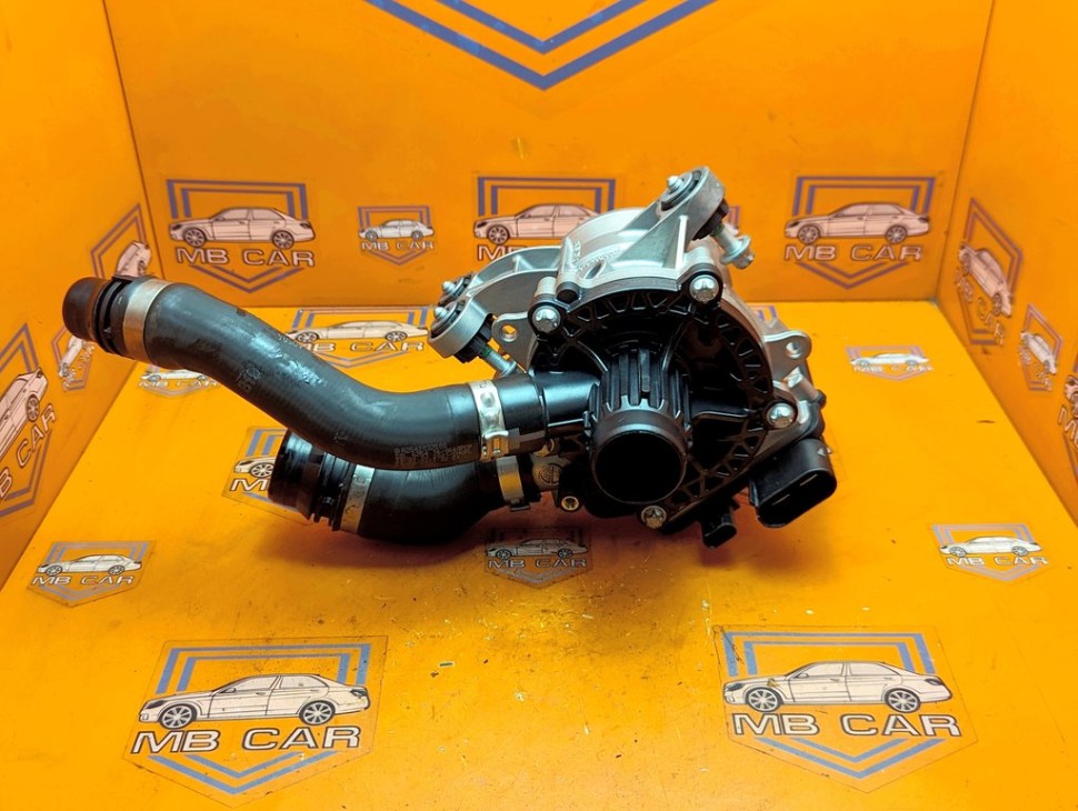Помпа MERCEDES-BENZ E-класс W214/S214 (2023 - 2026) фото 1 &mdash; Разборка Мерседес
