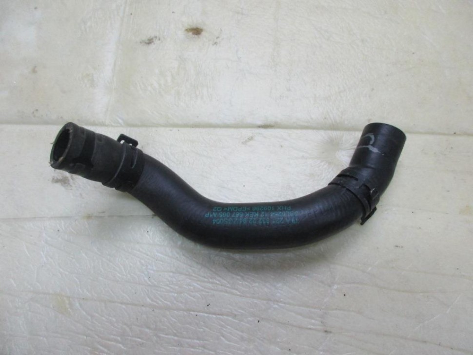 Патрубок ОЖ MERCEDES-BENZ S-класс W221 (2005 - 2009) фото 1 — Разборка Мерседес