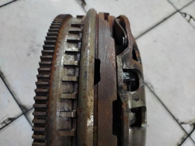 Маховик МКПП MERCEDES-BENZ C-класс W204/S204 (2006 - 2011) — Разборка Мерседес