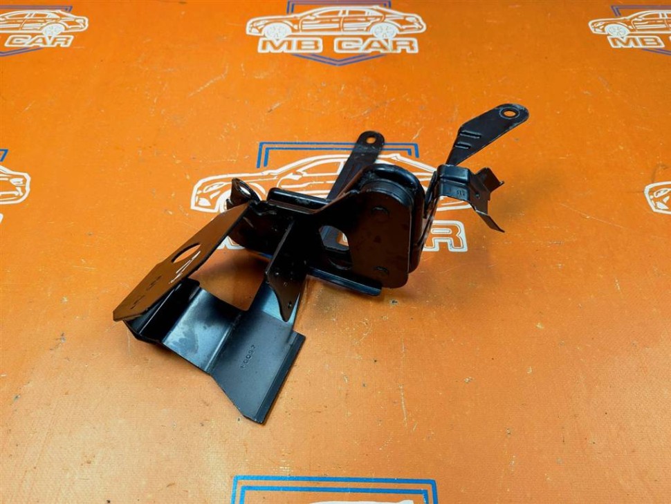 Кронштейн блока ABS MERCEDES-BENZ GL-класс X164 рестайлинг (2009 - 2012) фото 1 — Разборка Мерседес