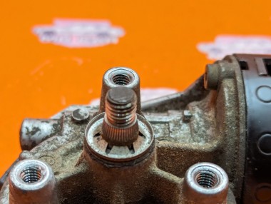 Моторчик дворников передний MERCEDES-BENZ M-класс W163 рестайлинг (2001 - 2005) &mdash; Разборка Мерседес