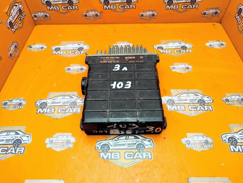 Блок управления двигателем MERCEDES-BENZ E-класс W124/S124/C124/A124 (1984 - 1997) фото 1 — Разборка Мерседес