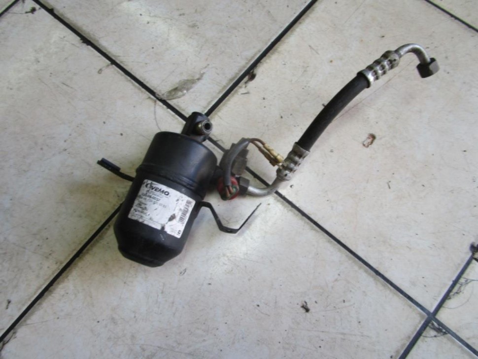 Осушитель кондиционера MERCEDES-BENZ W124 W124/S124/C124/A124 (1984 - 1993) фото 1 &mdash; Разборка Мерседес