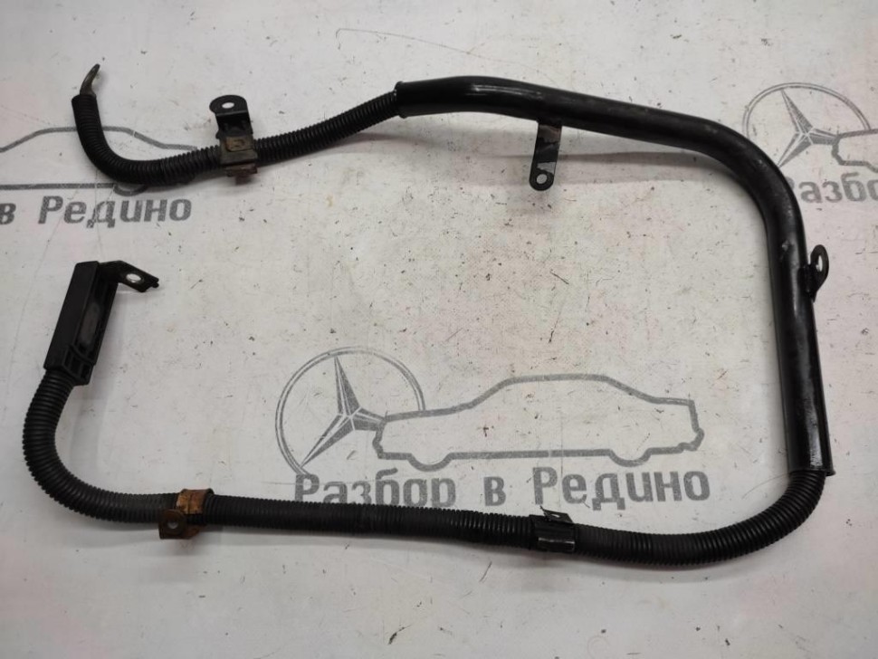 Провод генератора MERCEDES-BENZ E-класс W211/S211 (2002 - 2006) фото 1 — Разборка Мерседес