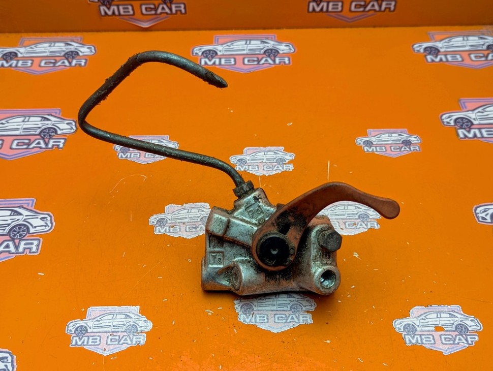 Клапан MERCEDES-BENZ E-класс W124/S124/C124/A124 (1984 - 1997) фото 1 — Разборка Мерседес