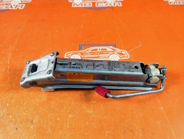 Домкрат MERCEDES-BENZ C-класс W203/S203/CL203 (2000 - 2004) — Разборка Мерседес