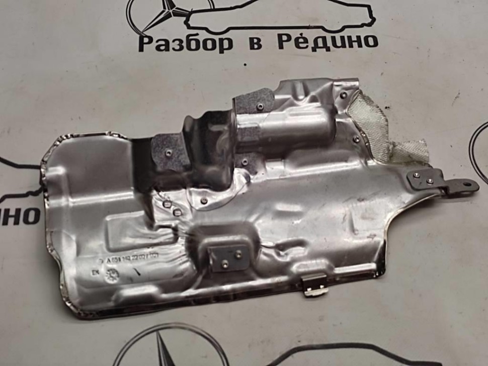 Защитный экран MERCEDES-BENZ E-класс W213/S213/C238/A238 (2016 - 2021) фото 1 &mdash; Разборка Мерседес