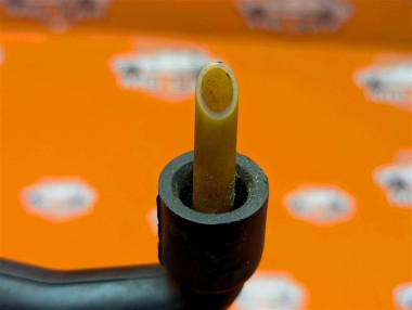 Трубка вентиляции картерных газов MERCEDES-BENZ S-класс W221 (2005 - 2009) — Разборка Мерседес