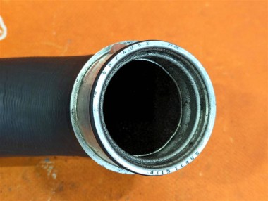 Патрубок интеркулера MERCEDES-BENZ M-класс W164 (2005 - 2008) — Разборка Мерседес