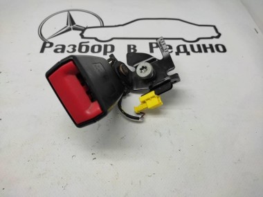 Замок ремня безопасности MERCEDES-BENZ CLS-класс C218/X218 (2010 - 2014) — Разборка Мерседес