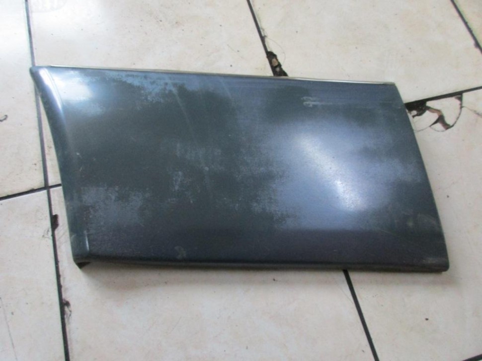 Молдинг крыла правый MERCEDES-BENZ E-класс W124/S124/C124/A124 (1984 - 1997) фото 1 — Разборка Мерседес