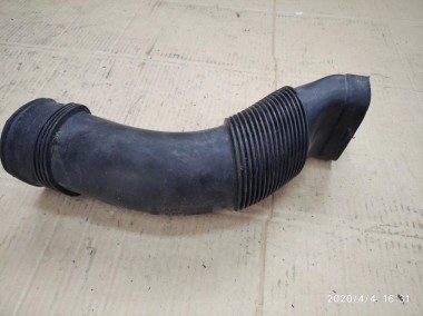 Патрубок воздушный MERCEDES-BENZ E-класс W210/S210 (1995 - 1999) — Разборка Мерседес