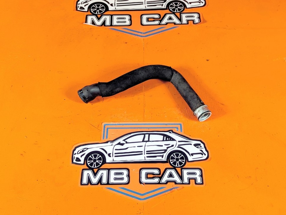 Патрубок радиатора MERCEDES-BENZ C-класс W203/S203/CL203 (2000 - 2004) фото 1 &mdash; Разборка Мерседес