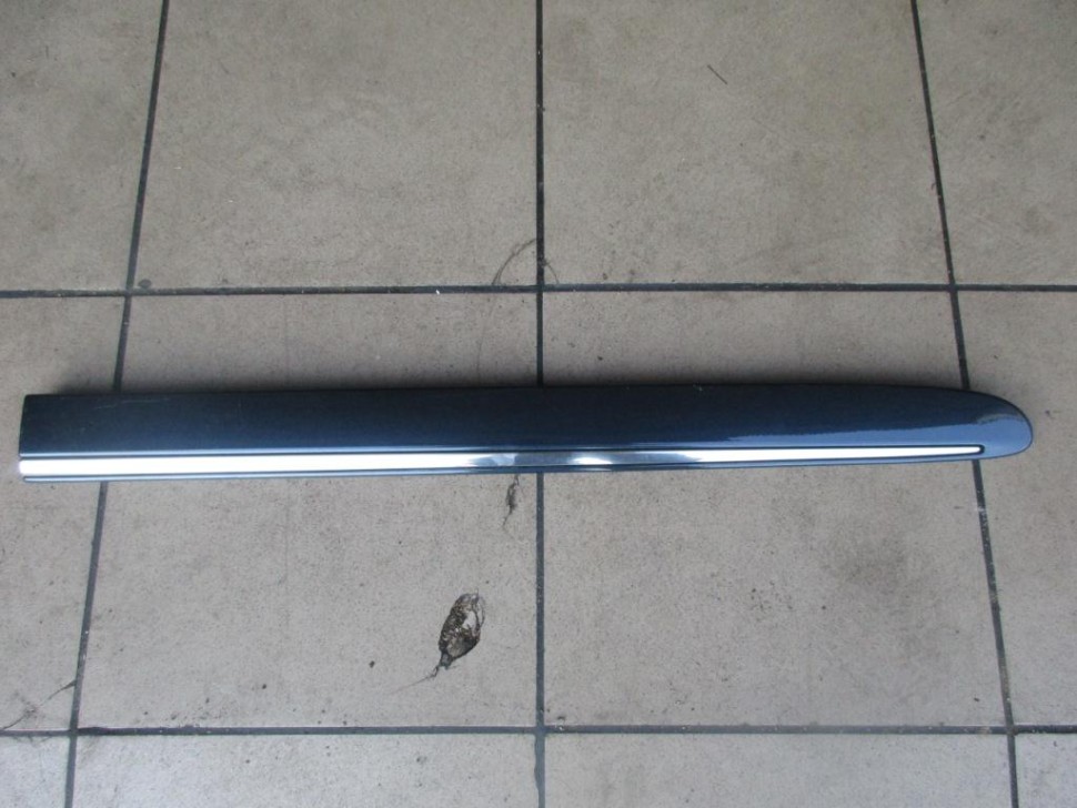 Молдинг двери MERCEDES-BENZ E-класс W211/S211 (2002 - 2006) фото 1 — Разборка Мерседес