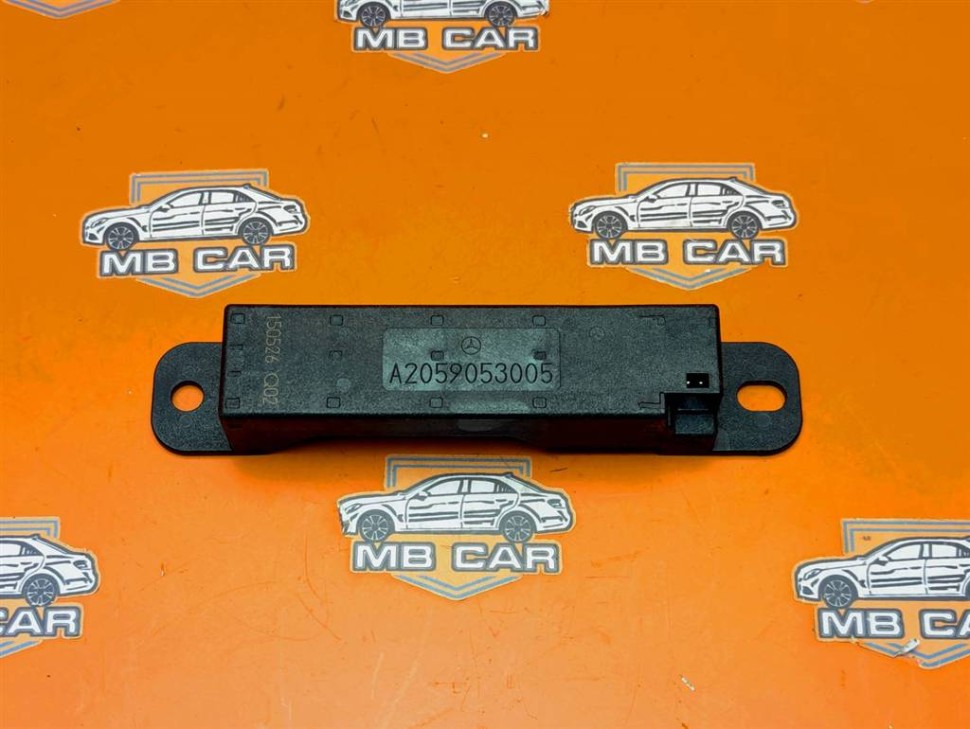 Антенна KEYLESS - GO MERCEDES-BENZ C-класс AMG W205/S205/C205/A205 (2014 - 2018) фото 1 — Разборка Мерседес