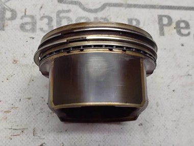 Поршень бензин MERCEDES-BENZ C-класс W203/S203/CL203 (2000 - 2004) — Разборка Мерседес