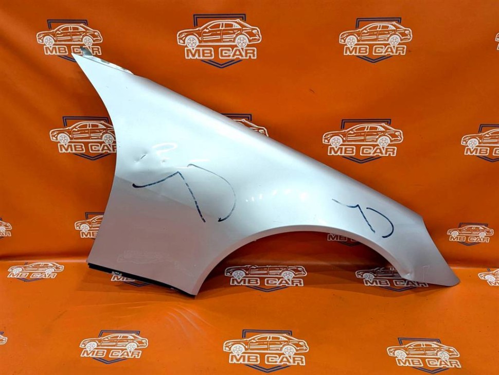 Крыло переднее правое MERCEDES-BENZ SLK-класс R171 (2004 - 2008) фото 1 — Разборка Мерседес