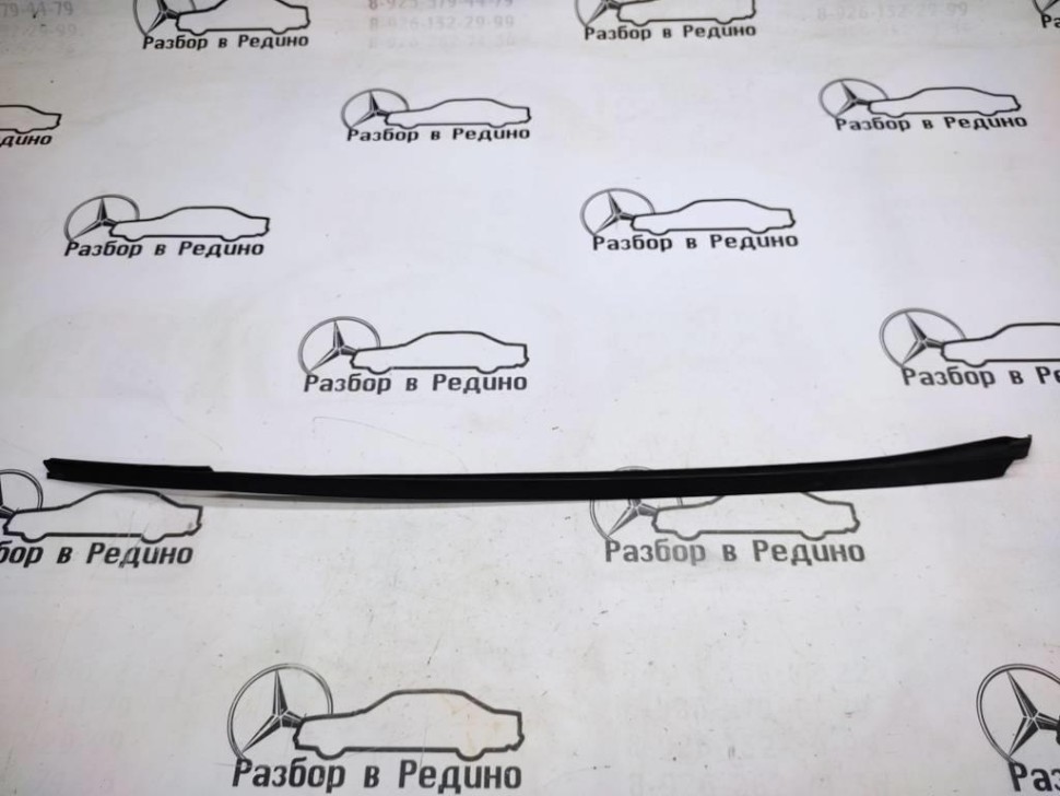 Молдинг лобового стекла MERCEDES-BENZ C-класс W203/S203/CL203 рестайлинг (2004 - 2008) фото 1 — Разборка Мерседес
