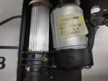 Механизм подголовника MERCEDES-BENZ S-класс W221 (2005 - 2009) — Разборка Мерседес