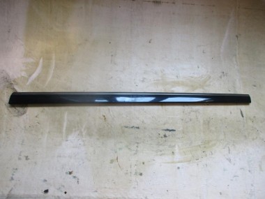 Молдинг двери MERCEDES-BENZ E-класс W211/S211 (2002 - 2006) — Разборка Мерседес
