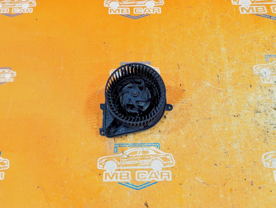 Моторчик печки MERCEDES-BENZ Vito W638 (1996 - 2003) фото 1 — Разборка Мерседес