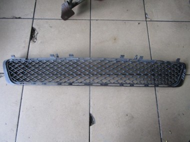 Решетка в бампер MERCEDES-BENZ E-класс W212/S212/C207/A207 (2009 - 2013) — Разборка Мерседес