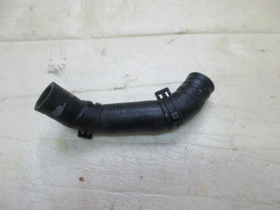 Патрубок ОЖ MERCEDES-BENZ S-класс W221 (2005 - 2009) фото 1 — Разборка Мерседес