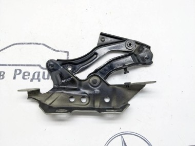 Петля капота MERCEDES-BENZ A-класс W169 (2004 - 2008) — Разборка Мерседес