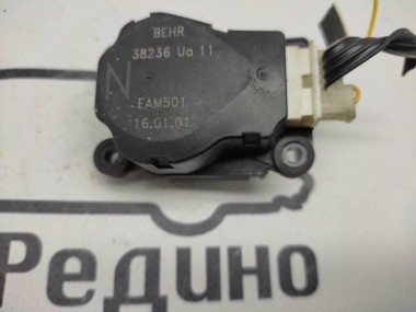 Сервоприводы печки MERCEDES-BENZ S-класс W220 (1998 - 2005) — Разборка Мерседес