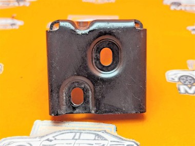 Кронштейн радиатора MERCEDES-BENZ E-класс W213/S213/C238/A238 (2016 - 2021) — Разборка Мерседес