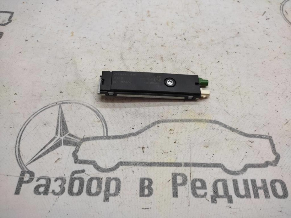 Усилитель антенны MERCEDES-BENZ M-класс W166 (2011 - 2015) фото 1 — Разборка Мерседес