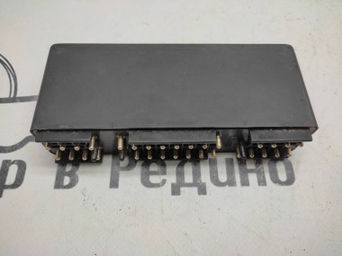 Реле индикации неисправности ламп MERCEDES-BENZ W124 W124/S124/C124/A124 (1984 - 1993) — Разборка Мерседес