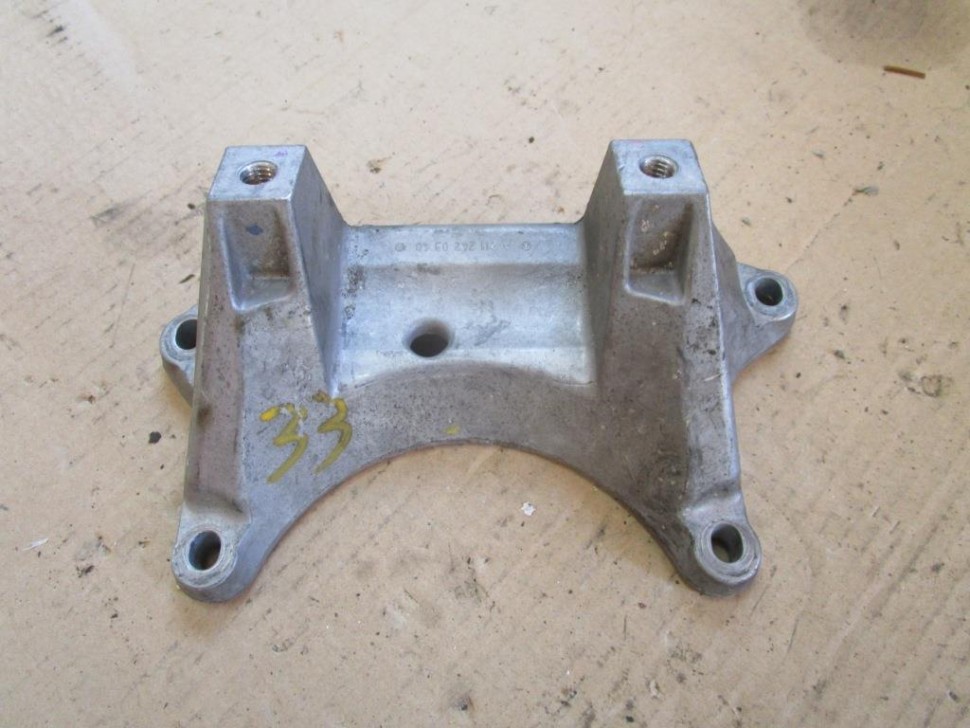 Кронштейн АКПП MERCEDES-BENZ E-класс W211/S211 (2002 - 2006) фото 1 — Разборка Мерседес